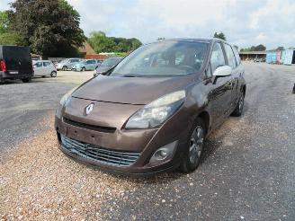 disassembly passenger cars Renault Scenic 7 PLACES - PROBLEM FAP 2011/11