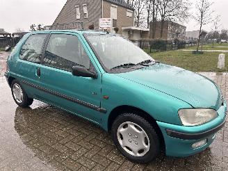 Käytettyjen passenger cars Peugeot 106 XR 1.1 NIEUWSTAAT!!!! VASTE PRIJS! 1350 EURO 1996/1