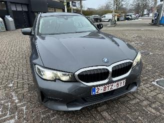 BMW 3-serie 320 e-Plug-In Hybride  Touring picture 4