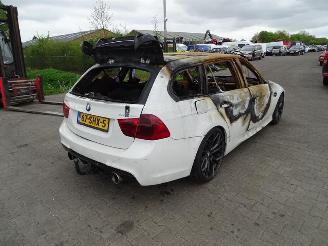 Coche accidentado BMW 3-serie Touring 320d 2011/10