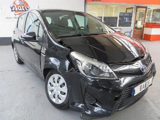 Toyota Yaris 1.5hybrid automaat picture 3