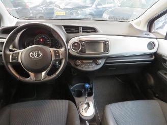 Toyota Yaris 1.5hybrid automaat picture 7