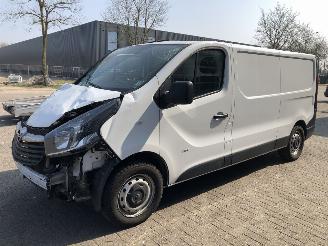 Auto incidentate Opel Vivaro 1.6 CDTI  BI-TURBO  L2H1 2017/9
