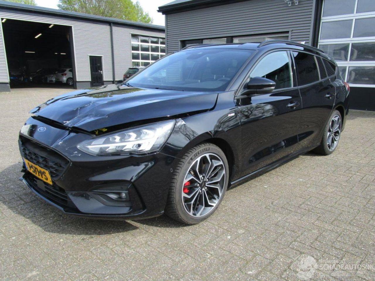 Ford Focus WAGON 1.5 EcoBOOST ST LINE AUTOMAAT