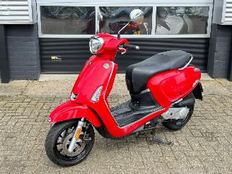 dommages scooters Kymco  New Like 2021/1