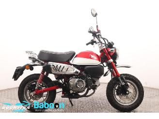 uszkodzony motocykle Honda  Monkey Z 125 2019/8