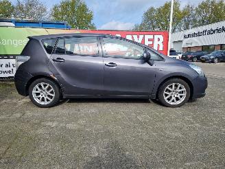 Toyota Verso 1.6 vvt-i business picture 2