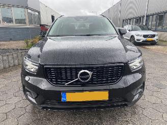 Volvo XC40 1.5 T4 Recharge R-Design 155 KW picture 2