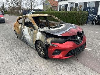 Damaged car Renault Clio 1.0 TCe 2022/1
