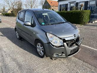 Auto incidentate Opel Agila 1.0-12V 2011/3