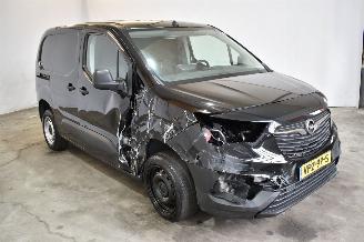 damaged commercial vehicles Opel Combo 1.5D L1H1 Edition 2022/5