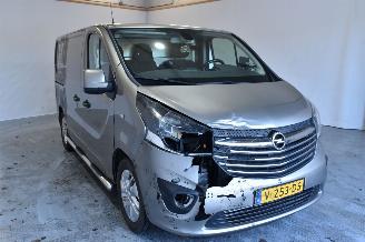 damaged passenger cars Opel Vivaro -B 2017/2