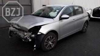 uszkodzony samochody osobowe Peugeot 308 308 (L3/L8/LB/LH/LP), Hatchback 5-drs, 2013 / 2021 1.6 BlueHDi 120 2015/7