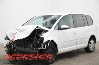damaged passenger cars Volkswagen Touran Touran (1T3), MPV, 2010 / 2015 2.0 TDI 16V 140 2014/7
