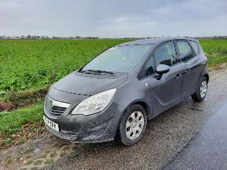 krockskadad bil auto Opel Meriva B 1.4 16V 2012/1