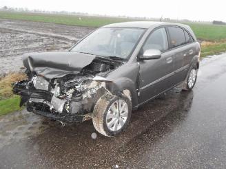 damaged passenger cars Kia Rio graphite 1.5 cdri 2011/11