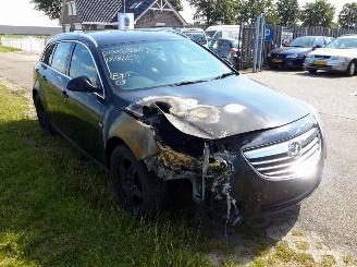 damaged passenger cars Opel Insignia 2.0 CDTI 2011/6