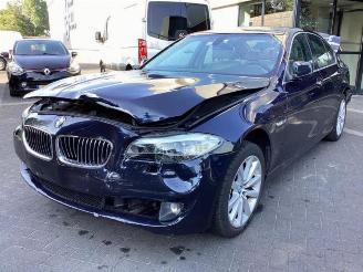 krockskadad bil auto BMW 5-serie  2012/6
