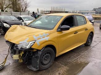 damaged passenger cars Peugeot 208 208 II (UB/UH/UP), Hatchback 5-drs, 2019 1.2 Vti 12V PureTech 75 2023/1