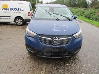 Salvage car Opel Crossland  2021/1
