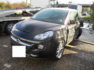 Auto incidentate Opel Adam  2015/1