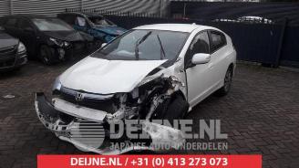 Damaged car Honda Insight  2014