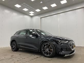 krockskadad bil auto Audi E-tron 50 Quattro Launch Edition plus 71 kWh Panoramadak 2019/12