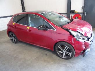 Peugeot 208 1.2 THP picture 1