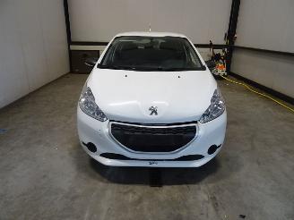 Peugeot 208 1.4 HDI picture 1