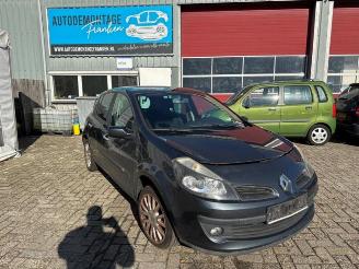 Käytetyt scooters Renault Clio Clio III (BR/CR), Hatchback, 2005 / 2014 1.2 16V TCe 100 2007/11