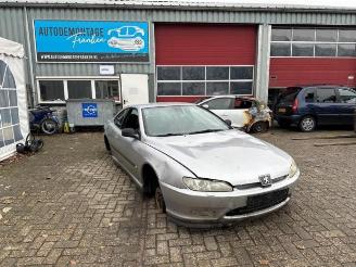 Vaurioauto  campers Peugeot 406 406 Coupe (8C), Coupe, 1996 / 2004 2.0 16V 2000/5