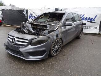 Salvage car Mercedes B-klasse 200 CDi 2015/1