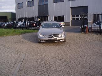 disassembly passenger cars Mercedes CLS CLS 320 CDI 2008/1