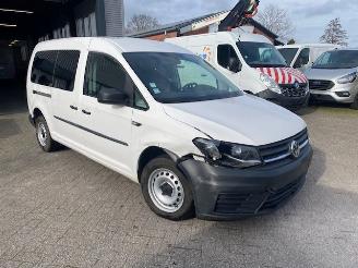 damaged commercial vehicles Volkswagen Caddy 2.0 TDI 75KW DOUBLE CAB. 5P MAXI AIRCO KLIMA 2020/3