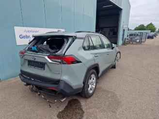 damaged passenger cars Toyota Rav-4 RAV4 (A5), Terreinwagen, 2018 2.5 Hybrid 16V AWD 2019/11