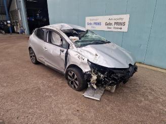 Coche accidentado Renault Clio Clio V (RJAB), Hatchback 5-drs, 2019 1.0 TCe 90 12V 2022/12