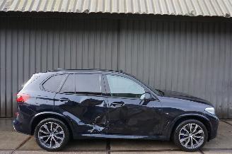 Vaurioauto  passenger cars BMW X5 xDrive45e 3.0 210kW High Executive 2020/1