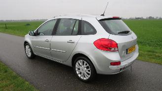 Renault Clio 1.2 TCe Dynamigue 152.000km nap Navigatie Airco  2009-12 topstaat Euro 5 picture 8