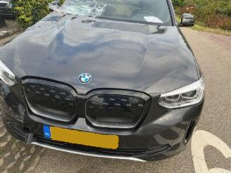 BMW iX3  picture 2