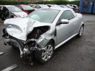 škoda osobní automobily Opel Tigra  2008/1