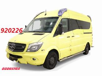 skadebil bedrijf Mercedes Sprinter 319 BlueTec Aut. RTW Airco Cruise Ambulance 2014/7