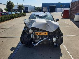 damaged passenger cars Audi A1 A1 Sportback (8XA/8XF), Hatchback 5-drs, 2011 / 2018 1.0 TFSI Ultra 12V 2017/10