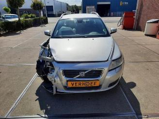 uszkodzony samochody osobowe Volvo V-50 V50 (MW), Combi, 2003 / 2012 2.0 16V 2008/7