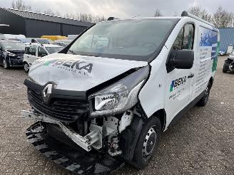 Coche accidentado Renault Trafic 1.6 DCI 2018/3