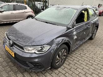 disassembly passenger cars Volkswagen Polo 1.0 TSI  DSG  Automaat  5 Drs   ( 2360 KM ) 2022/11