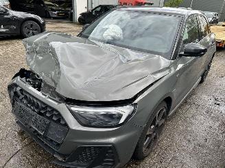 damaged passenger cars Audi A1 1.0 Sportback  S-Line   ( nw prijs  41000,00 ) 2023/1