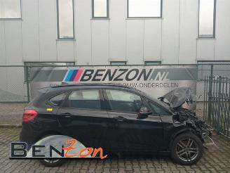 Vaurioauto  passenger cars BMW 2-serie  2015