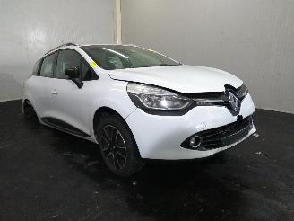 damaged passenger cars Renault Clio Clio IV 0.9 TCe Expression 2015/2