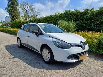Auto incidentate Renault Clio Estate 0.9 TCe Authentique 2016/6