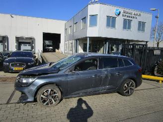 disassembly passenger cars Renault Mégane 1.3TCE 103kW BOSE 2018/8